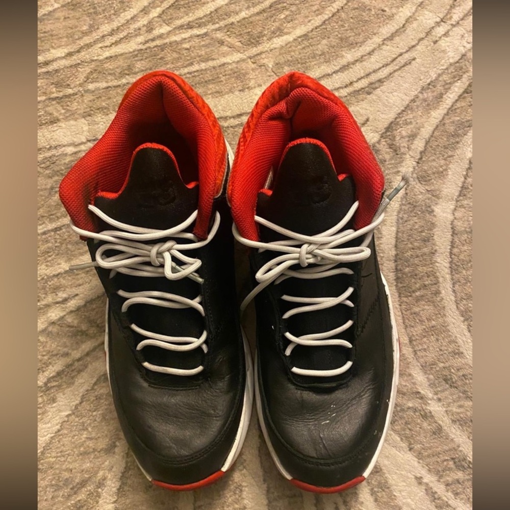 Air Jordan max aura 3 size 10